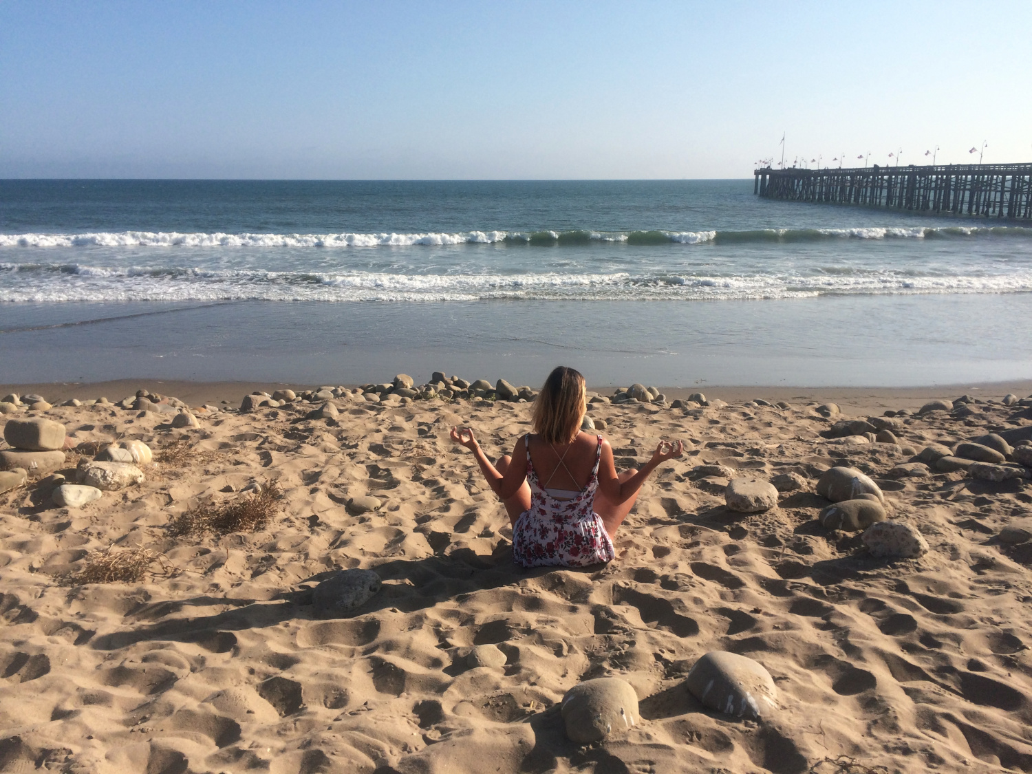 Travel blogger on Beach in California